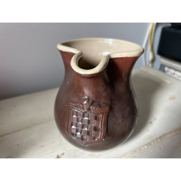 Portuguese Redware Pitcher with coat of arms  5' tall - Picture 13 of 14